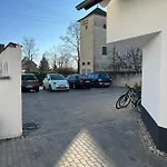 Moderne Wohnung Karlsruhe Neureut, Fussbodenheizung - Regendusche - Waschmaschine - Stellplatz